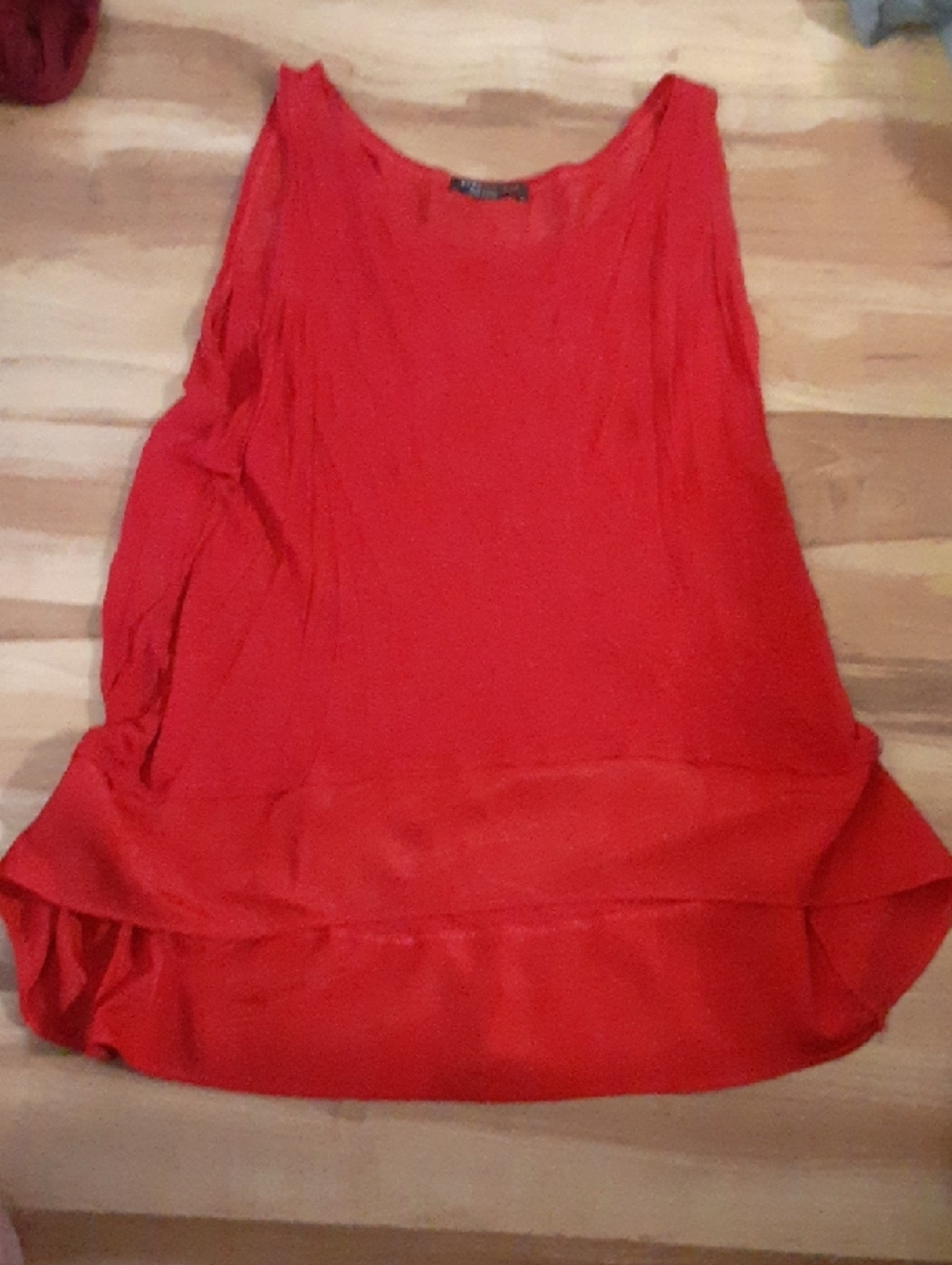 BCBGMaxAzria Vibrant Red Sleeveless Layered Hem Tank